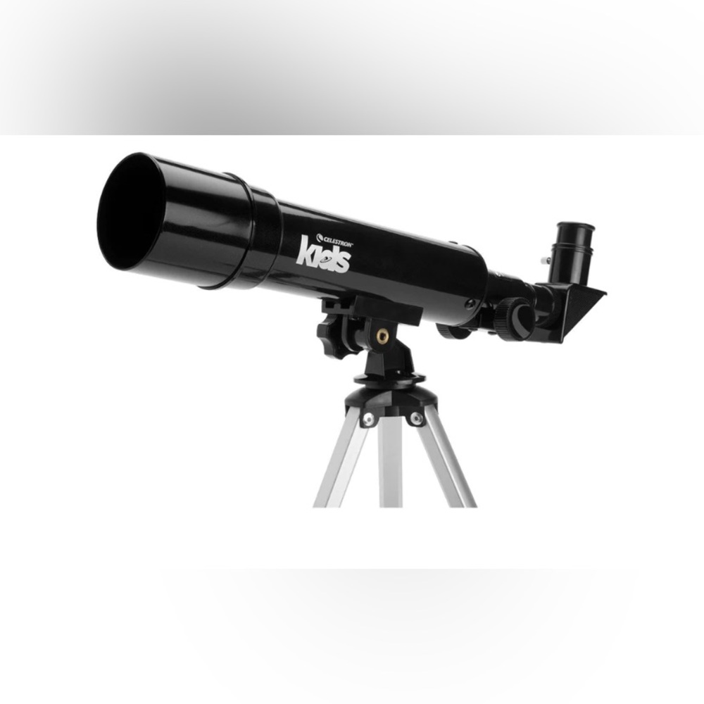 Celestron kids  50tt refactor telescope new only used once
